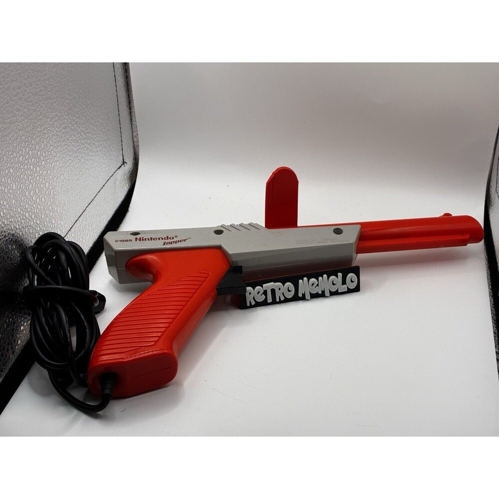 Official Orange Nintendo NES-005 Zapper Light Gun Controller Tested WORKING!
